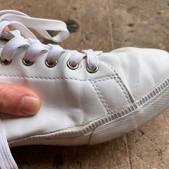 Tommy Hilfiger White Laddin Sneakers - Picture 14 of 16